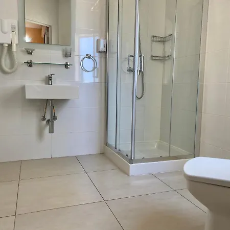 Szálloda Malta Paradise San Ġiljan