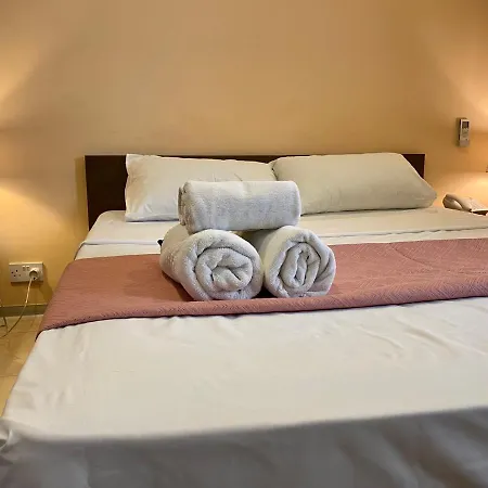 Malta Paradise Szálloda San Ġiljan