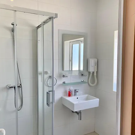 Szálloda Malta Paradise San Ġiljan